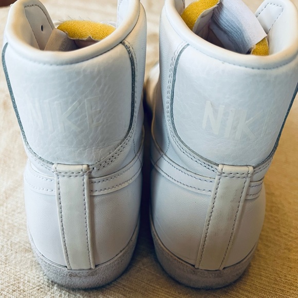 Nike Blazer ‘77 Vintage Mid Triple White - Picture 11 of 11